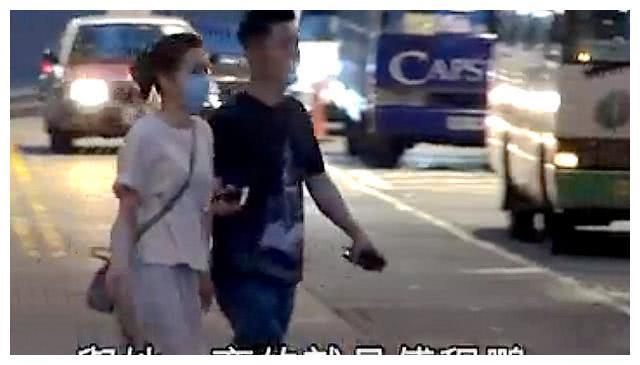 本是文艺兵被选中出演军旅片，与丈夫结婚19年今却因她离婚？