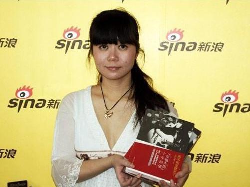 她当年唱嫁衣出名,却被诬陷嫖娼,如今微博公开内幕轰告真相!