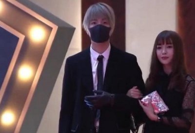 ​全民小智直播放话: 露脸直播有条件,网友回应:小智一露脸人就凉了