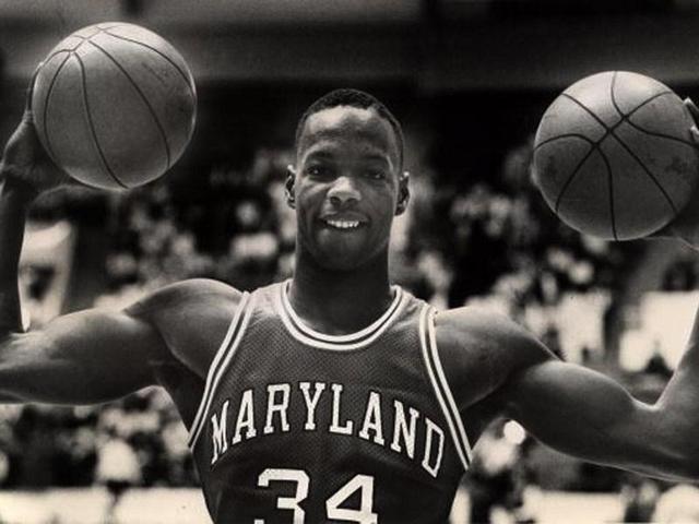 他比肩乔丹，其离世导致了绿衫军十余年的没落