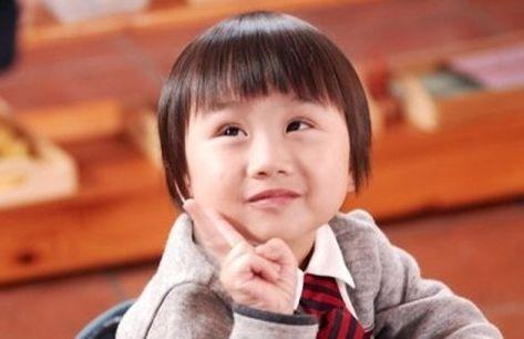 他童星出道，不仅为父还房贷买豪车，还要给母亲整容费，今无人识