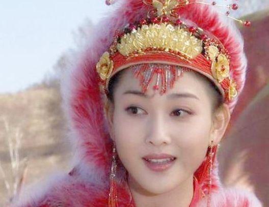 曾与郑伊健合作走红，却因拒绝潜规则被雪藏