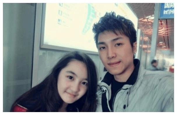 他把老婆从小养到大, 恋情被网友骂, 年龄差别大的夫妻如今要结婚