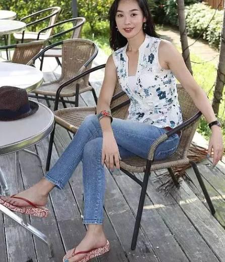 她被称为“台湾第一美人”嫁入豪门后常遭家暴,今48岁依旧迷人