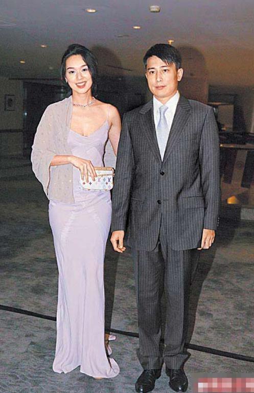 她被称为“台湾第一美人”嫁入豪门后常遭家暴,今48岁依旧迷人