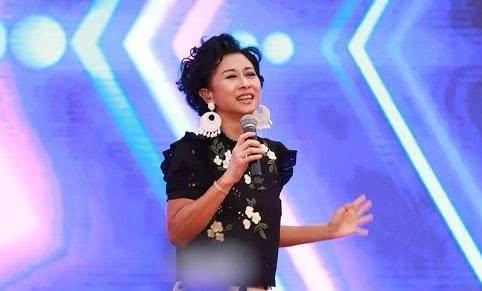 结婚21年,叶倩文至今无子,林子祥却把她宠成了公主