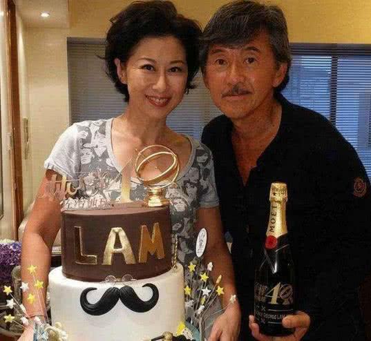 结婚21年,叶倩文至今无子,林子祥却把她宠成了公主