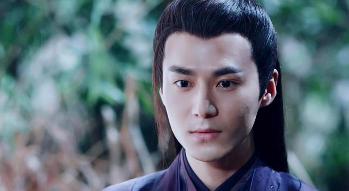 他被林心如力捧仍未火，竟投奔于正旗下？如今已被吴谨言带火！