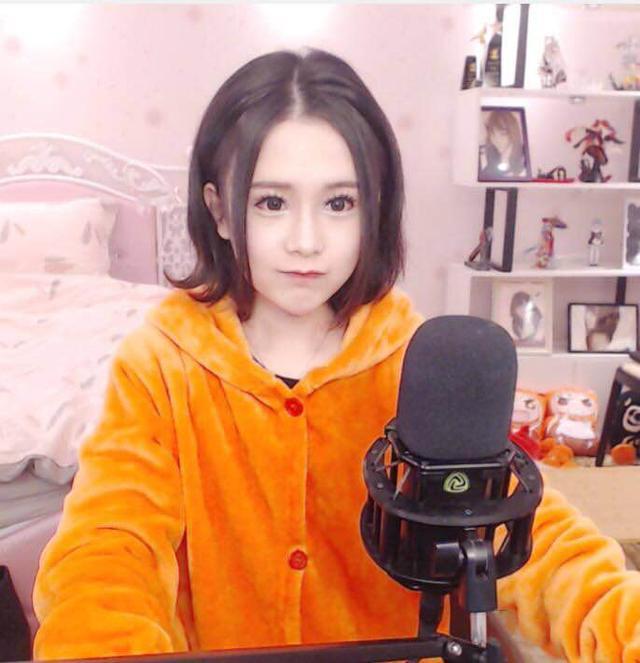 当日本第一伪娘,遇到国服第一扳手,网友们都不淡定了!