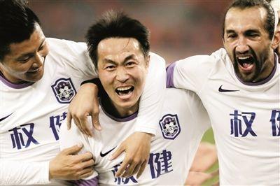 他被斯科拉里点名称赞号称中超里克尔梅 如今已成贵州恒丰新旗帜