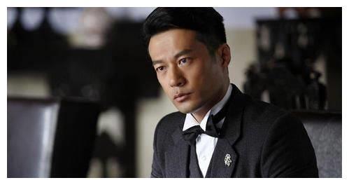 他放弃百万年薪工作，被胡歌叫去拍戏救场，就误打误撞进了演艺圈