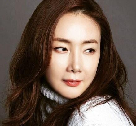 当年的女神崔智友结婚了,网友:欧尼要幸福啊!