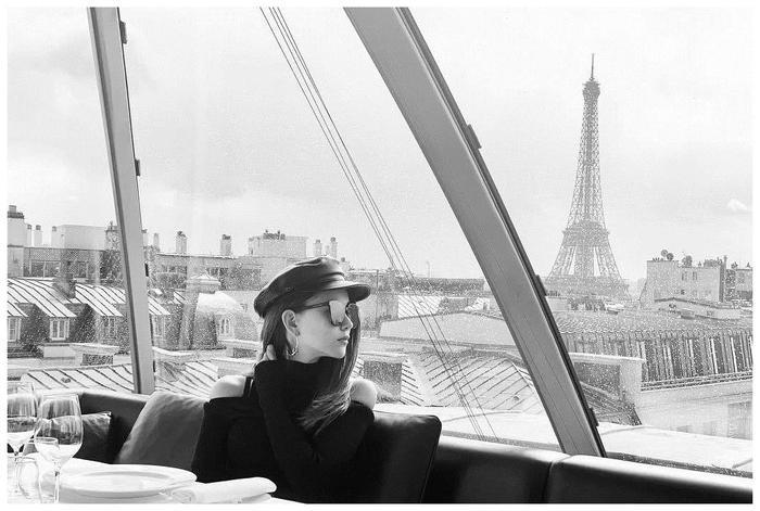 周董昆凌花样秀恩爱，却被小公主抢镜，小周周大长腿太亮眼