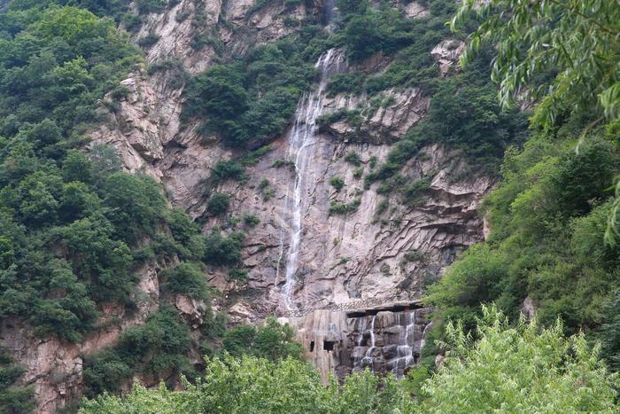 漫山漫水慢生活！漫山·花溪谷用姹紫嫣红迎接贵宾的到来