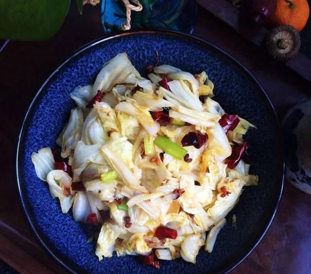 香辣白菜,再简单的食材,也能炒出不一样的味道