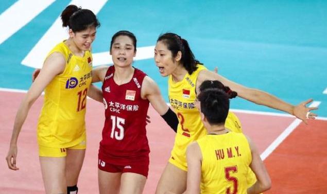 黄子忠解说时反复批林莉,被李颖怒怼,球迷:替他脸红!