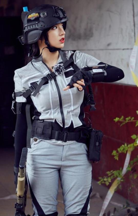 惹火的身材,宇宙少女C位女神,程潇短发太美腻!