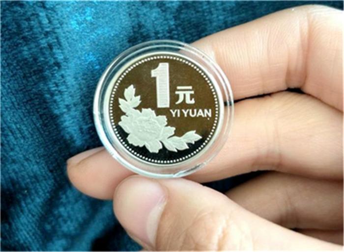 这枚硬币很不一般，全世界只有少数人见过，如今价值八万以上
