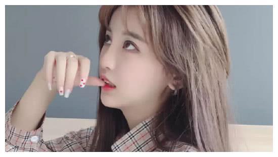 被央视封杀是儿戏？杨清柠将从快手转到抖音