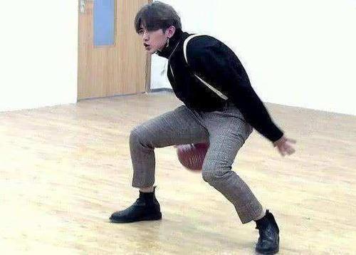 别再黑坤坤了!你知道他凭什么成为NBA形象大使吗?看完没话说了