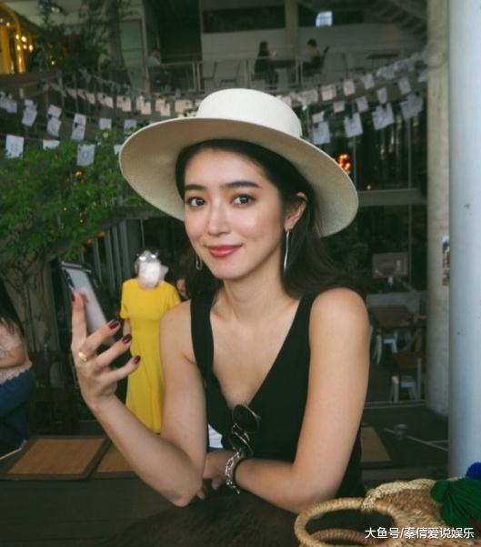 与朱茵颜值一较高下的模特，纯天然的复古美女大口智惠美。