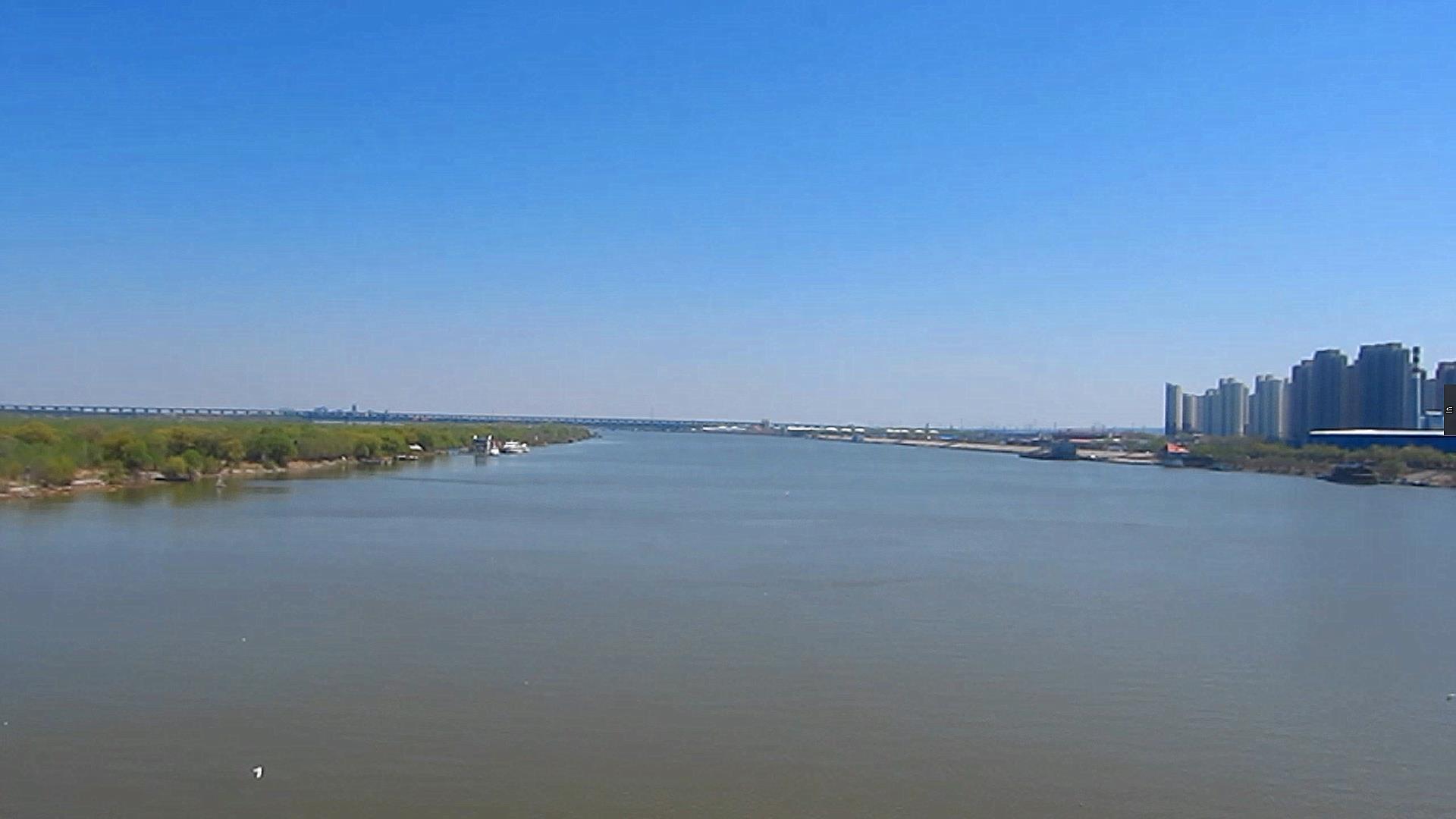 哈尔滨跨越松花江最壮观的一座大桥——松浦大桥