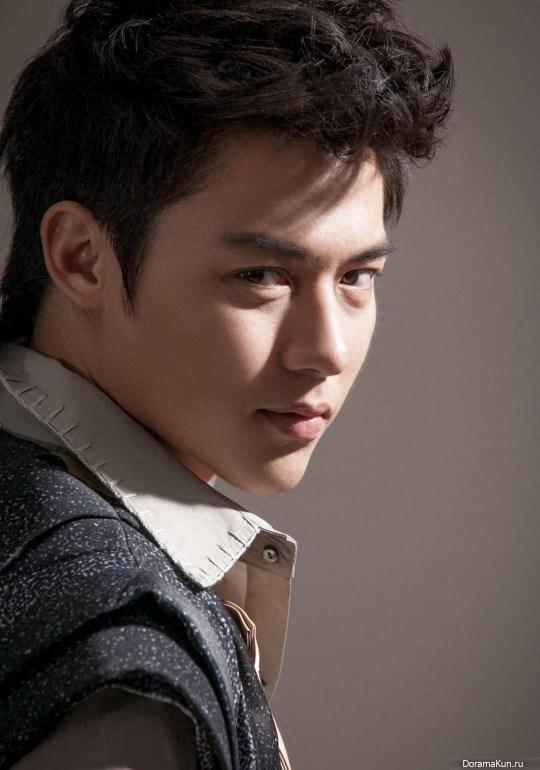 泰国男星Mark-柔道运动员出身的英俊小哥！