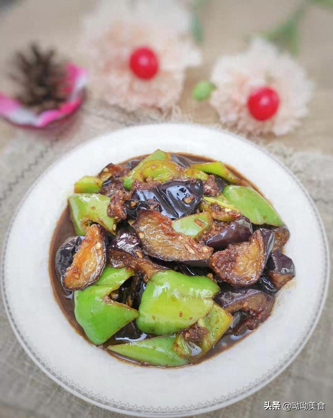 酸甜可口的糖醋茄子来啦,油锅一炸,外酥里嫩,孩子的最爱