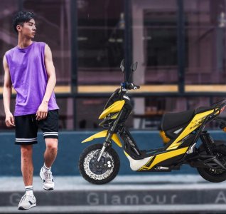 ​爱玛极客，都市青年潮酷出行必备单品