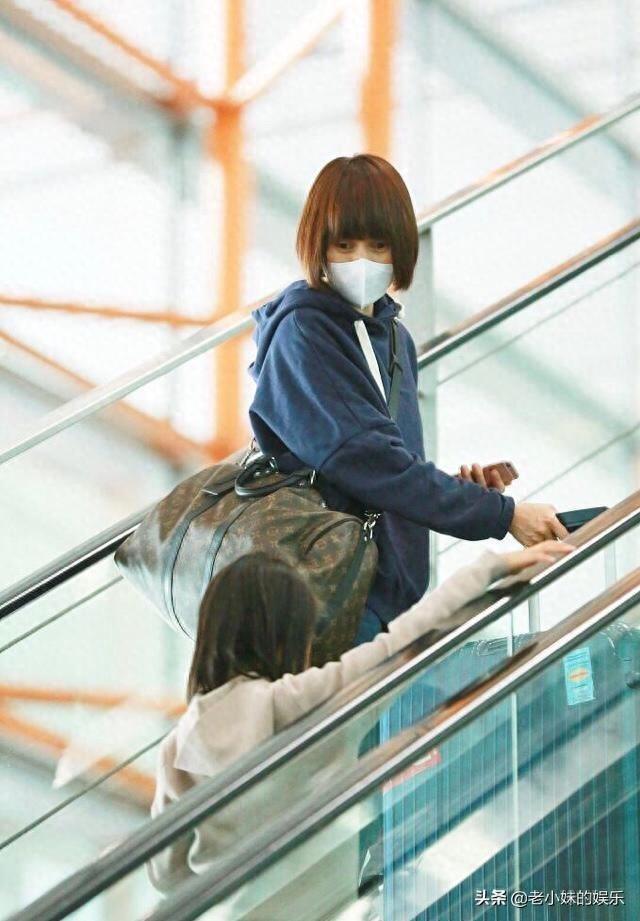 夏雨和袁泉女儿近照，都长这么大了，娃漂亮名字也好听