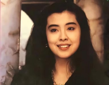 ​王祖贤为什么在当红时退出娱乐圈？