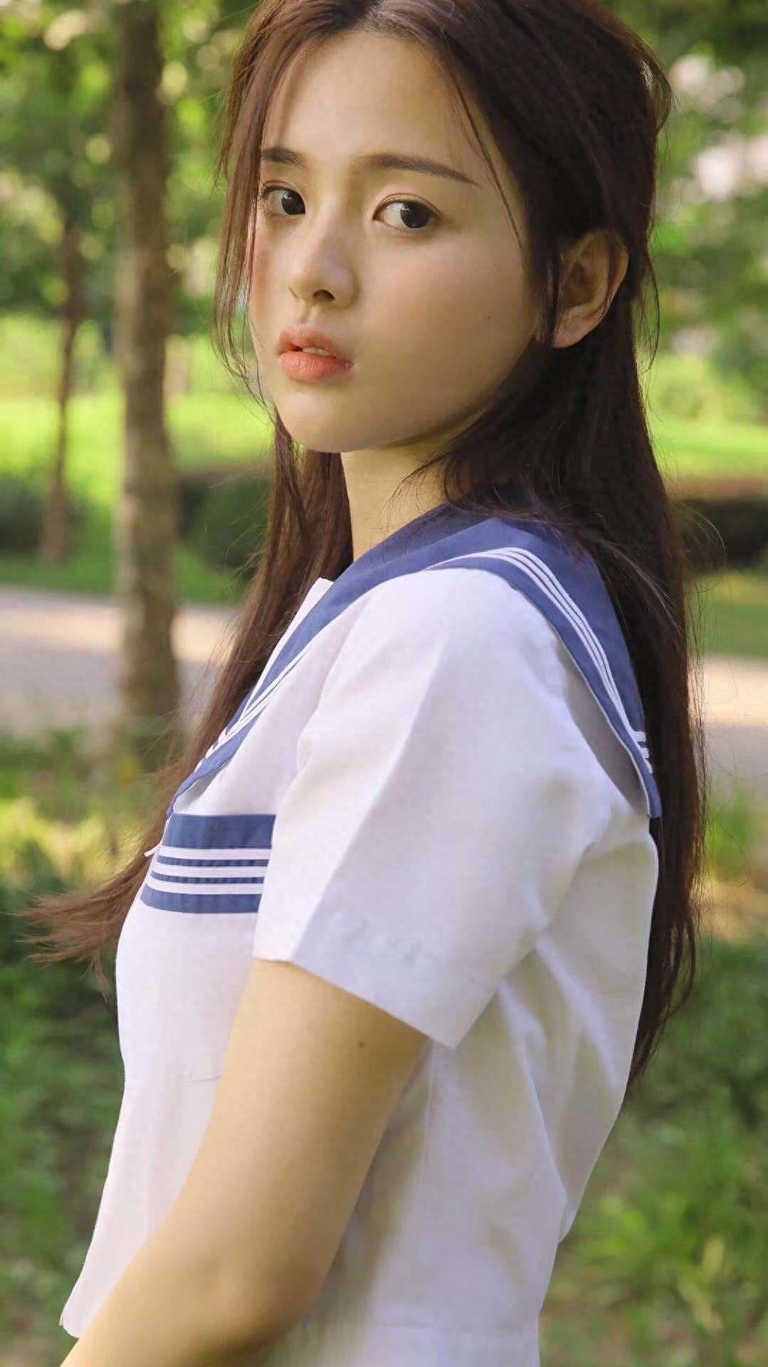 壁纸:美丽可爱的,杨超越小姐姐,一应要保佑我逢考必过呀!