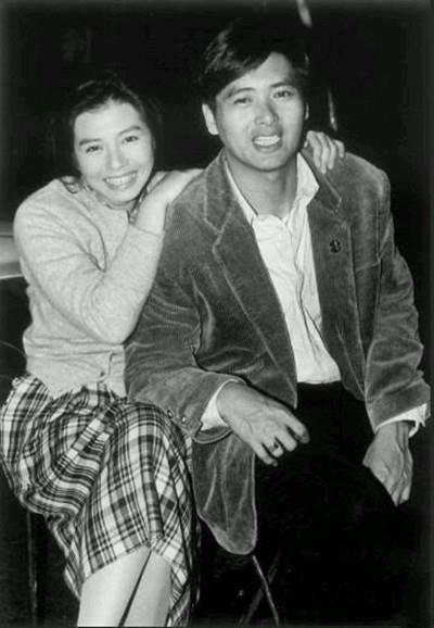 帅得掉渣  周润发年轻时的帅照