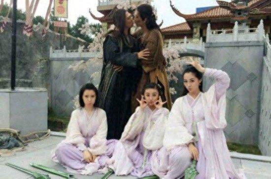 《花千骨》花絮篇:赵丽颖卖萌,霍建华魔性,花絮比正片更好看