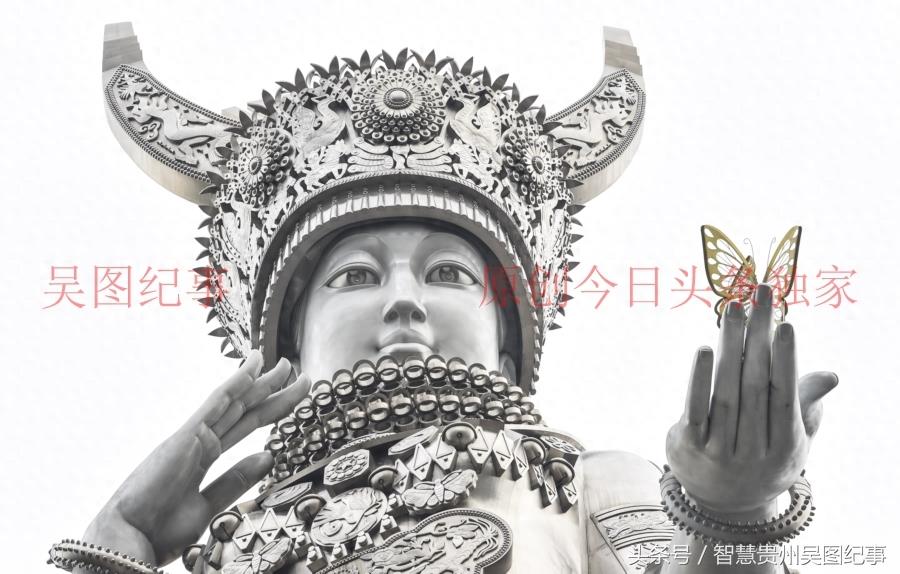 贵州：航拍国家非遗二十多层楼高的白色金属仰阿莎女神雕像太美了