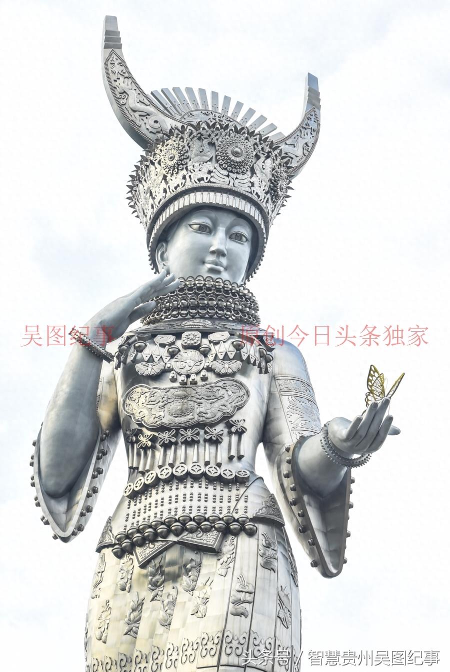 贵州：航拍国家非遗二十多层楼高的白色金属仰阿莎女神雕像太美了