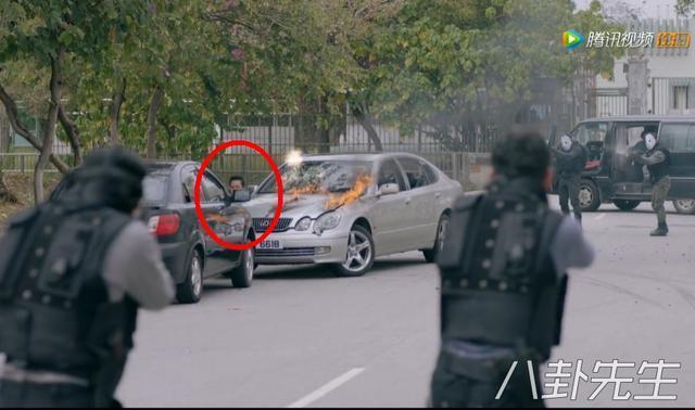 《使徒行者2》最大的败笔,是加了这个傻白甜卧底