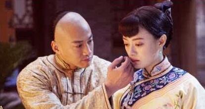 《那年花开月正圆》中的周莹, 大清女首富, 唯一的汉人格格