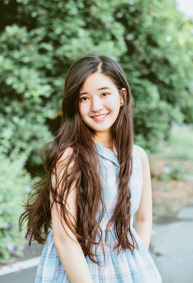 《春花秋月》刚刚大结局,98年的男女主被爆因戏生情后分手?