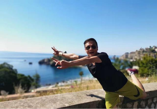 《中餐厅》黄晓明终于惹怒林大厨!他愤而离席!后来真的被开除了