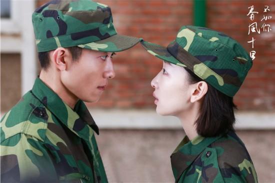 《中餐厅》收官,赵丽颖周冬雨实力互怼,原来周冬雨人缘这么好!