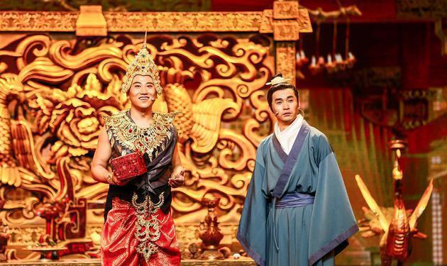 《欢乐喜剧人》张小斐回归，带贾玲踢馆