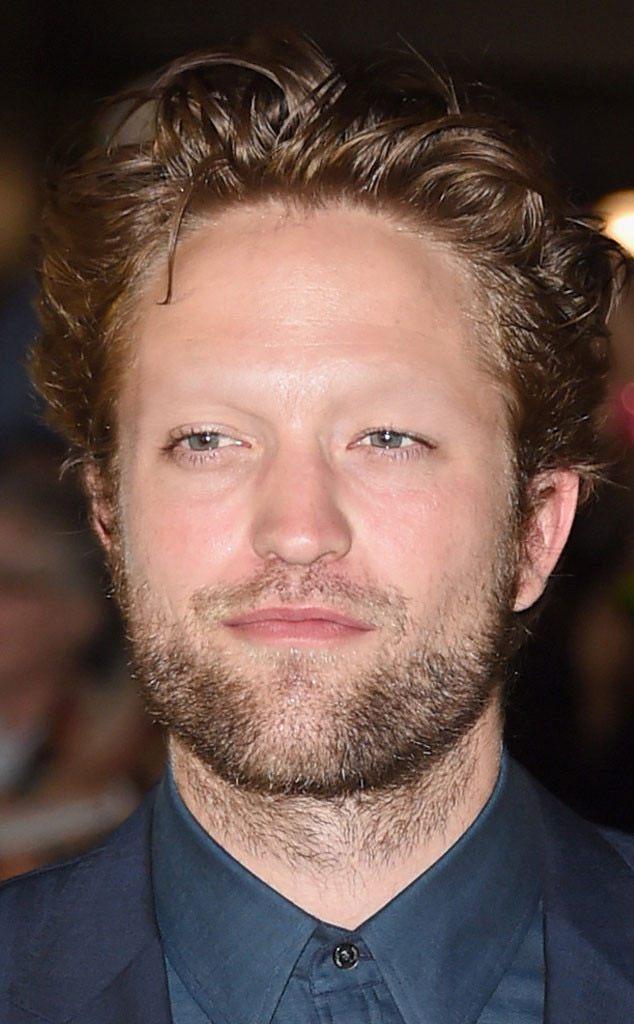 《暮光之城》主演现状:女主出柜,男主长残,最令人惊艳的竟是她