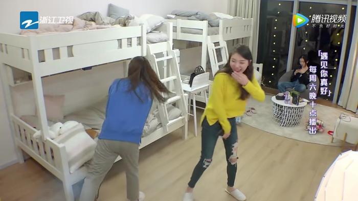 《遇见你真好》‘佛系’晓雯上线，故作坚强令人心疼，她的他在哪