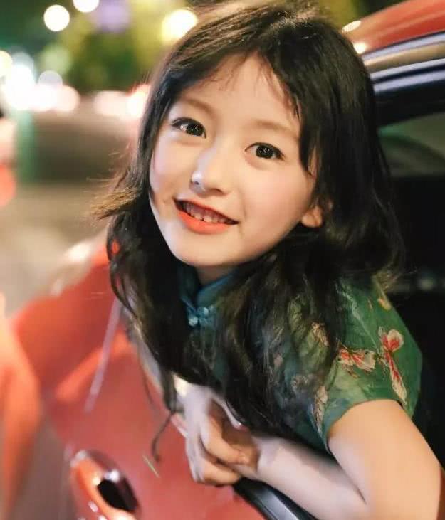 王思聪关注的最小网红，抖音第一小女神，才9岁就与王俊凯合作！