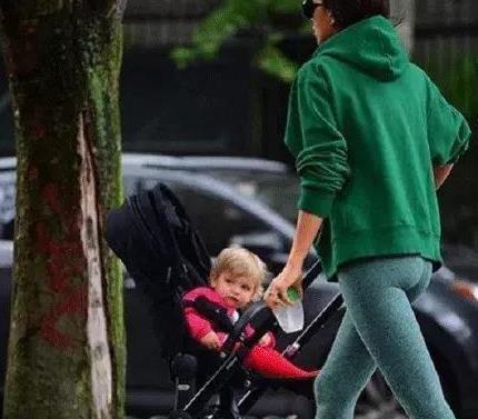 好莱坞帅大叔Bradley Cooper 超模Irina Shayk, 这基因太强大了!