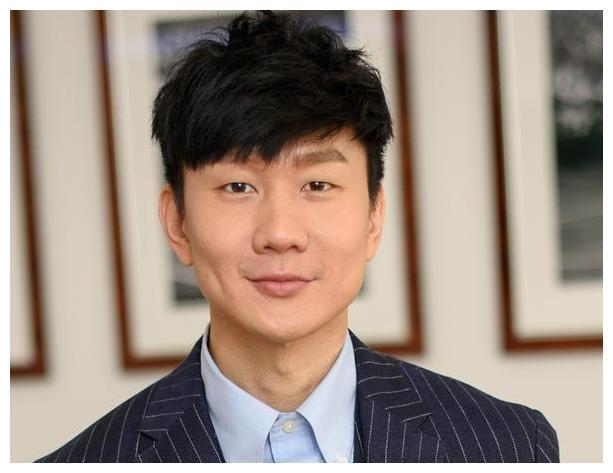 娱乐圈富二代男神大起底!张若昀林俊杰超低调,黄子韬惹人笑!