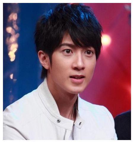 娱乐圈富二代男神大起底!张若昀林俊杰超低调,黄子韬惹人笑!