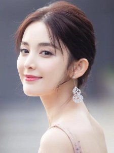 ​中国女明星颜值排行榜，第一名竟然不是刘亦菲，范冰冰只排在第八