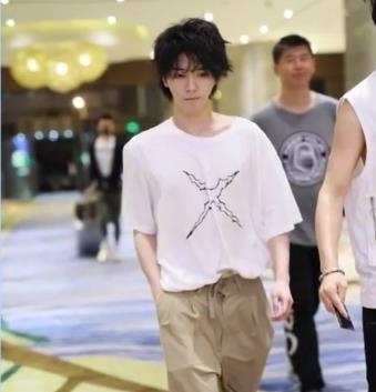 《极限挑战》公益演唱会，热巴华晨宇张艺兴和欧阳娜娜都来了